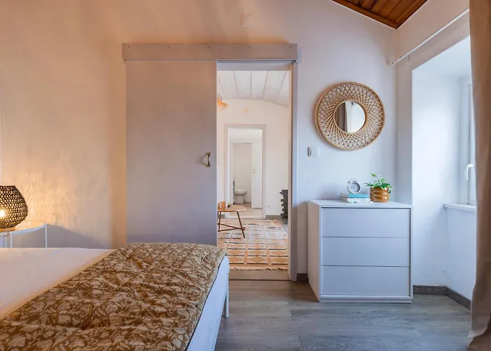 Coastal Hideaway - Near Surf *