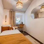 아파트 Coastal Hideaway - Near Surf